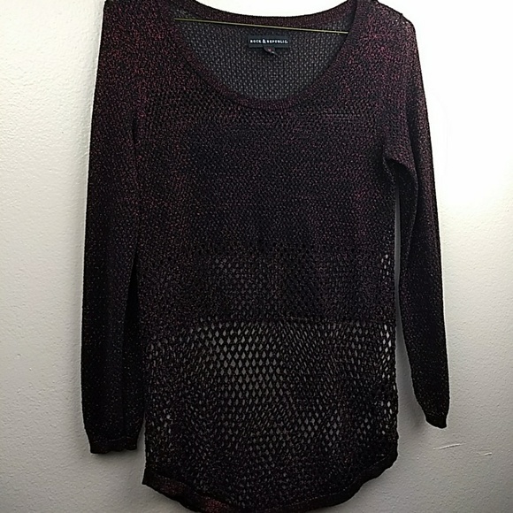 Rock & Republic Sheer Mesh Metallic Top - Picture 2 of 7